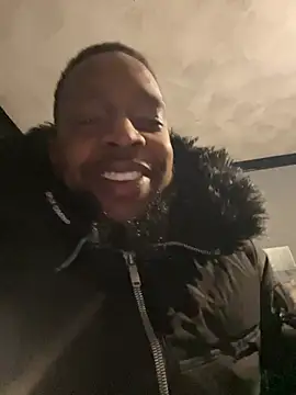 Snapshot of tugga28 chatting on 02-06-25, 02:33 tugga28 online show from 02-06-25, 02:33