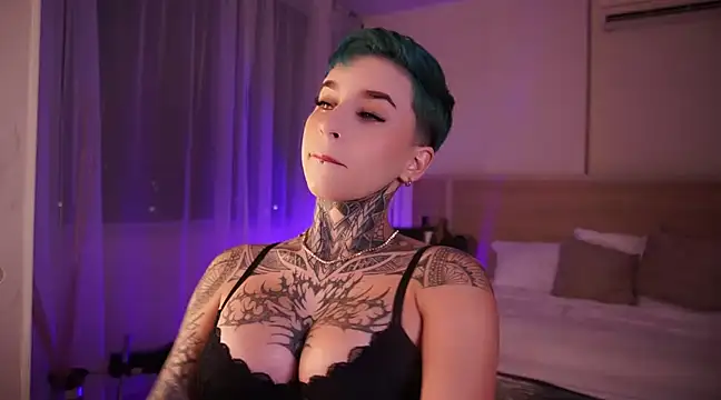 Snapshot of AliceShazaham_ chatting on 12-03-24, 05:42 AliceShazaham  online show from 12-03-24, 05:42