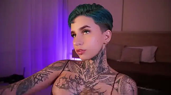 Snapshot of AliceShazaham_ chatting on 12-07-24, 05:48 AliceShazaham  online show from 12-07-24, 05:48