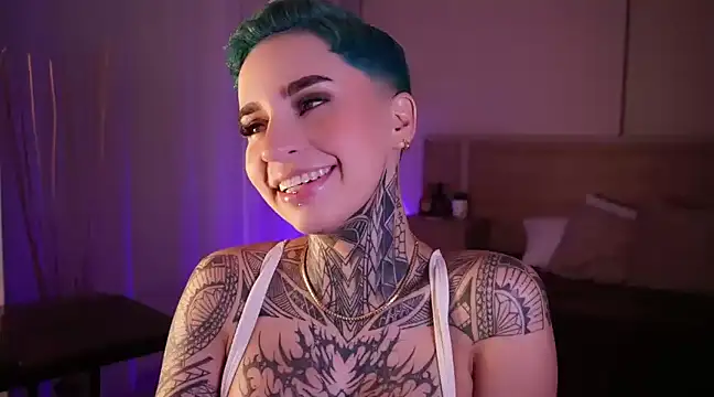 Snapshot of AliceShazaham_ chatting on 01-04-25, 08:28 AliceShazaham  online show from 01-04-25, 08:28