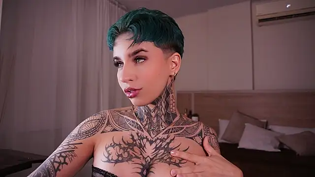 Snapshot of AliceShazaham_ chatting on 02-02-25, 09:08 AliceShazaham  online show from 02-02-25, 09:08