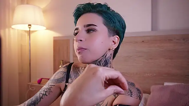 Snapshot of AliceShazaham_ chatting on 02-07-25, 09:16 AliceShazaham  online show from 02-07-25, 09:16