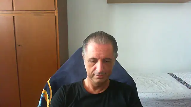 lliuk70mi online show from 06-15-26, 12:40