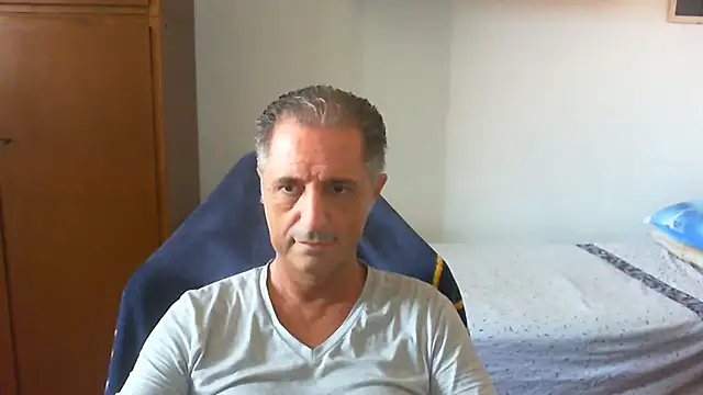 lliuk70mi online show from 06-27-26, 08:08