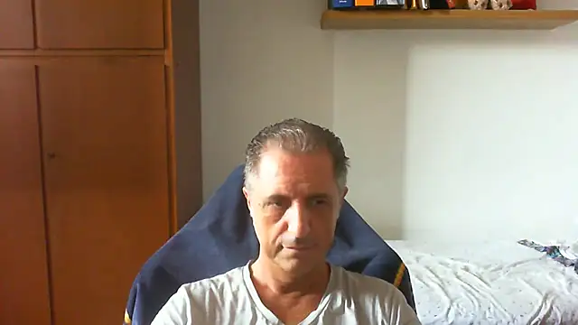 lliuk70mi online show from 06-27-26, 02:55