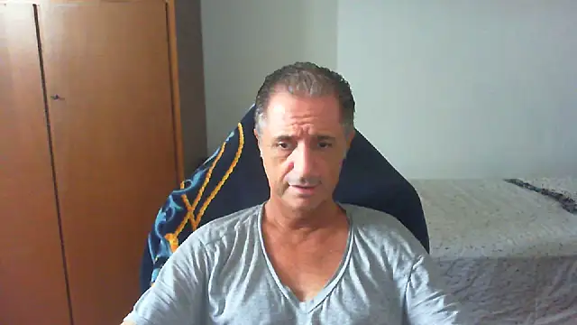 lliuk70mi online show from 07-01-26, 11:34