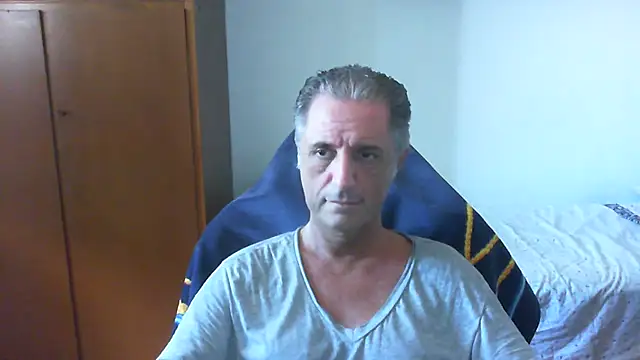 lliuk70mi online show from 07-05-26, 12:56