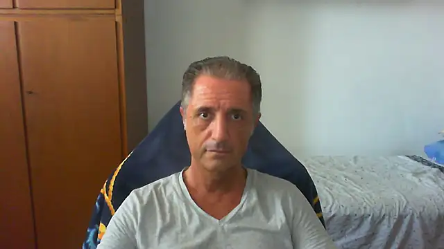 lliuk70mi online show from 07-10-26, 01:36