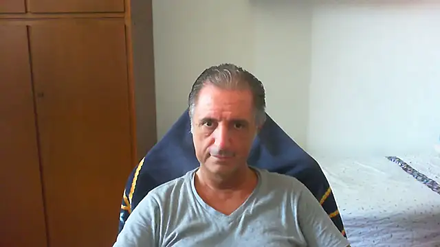 lliuk70mi online show from 07-25-26, 12:47