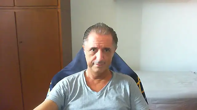 lliuk70mi online show from 08-03-26, 11:26