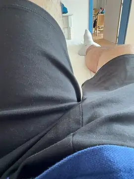 Gartengolem online show from 03-06-25, 03:13