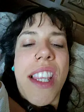 Lyrass online show from 12-16-25, 09:47