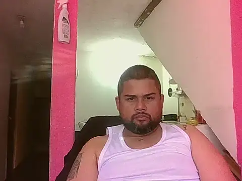 Snapshot of GABRIELGARCIA1313 chatting on 01-11-26, 12:54 GABRIELGARCIA1313 online show from 01-11-26, 12:54