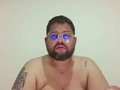 Snapshot of GABRIELGARCIA1313 chatting on 02-22-26, 01:07 GABRIELGARCIA1313 online show from 02-22-26, 01:07