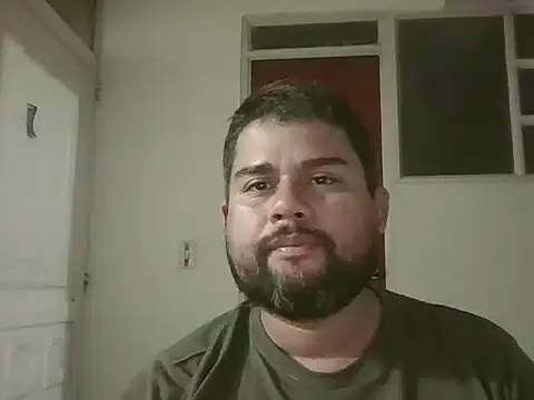 Snapshot of GABRIELGARCIA1313 chatting on 02-26-26, 11:04 GABRIELGARCIA1313 online show from 02-26-26, 11:04