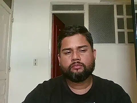 Snapshot of GABRIELGARCIA1313 chatting on 03-19-26, 10:03 GABRIELGARCIA1313 online show from 03-19-26, 10:03