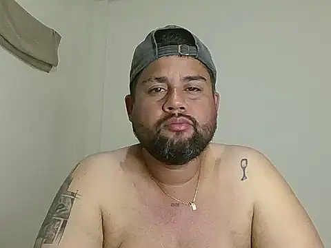 GABRIELGARCIA1313 online show from 06-12-26, 11:25
