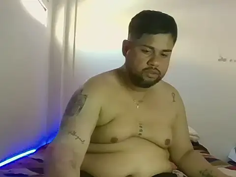 GABRIELGARCIA1313 online show from 07-07-26, 03:27