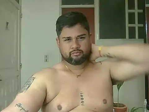 GABRIELGARCIA1313 online show from 07-11-26, 02:42