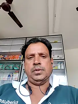 Snapshot of Raj1043 chatting on 11-04-25, 06:12 Raj1043 online show from 11-04-25, 06:12