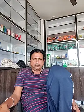 Snapshot of Raj1043 chatting on 11-05-25, 06:57 Raj1043 online show from 11-05-25, 06:57