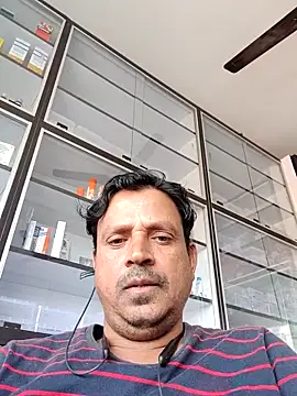 Snapshot of Raj1043 chatting on 11-09-25, 06:12 Raj1043 online show from 11-09-25, 06:12