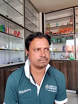 Snapshot of Raj1043 chatting on 11-10-25, 05:50 Raj1043 online show from 11-10-25, 05:50