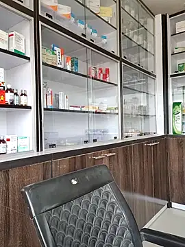 Snapshot of Raj1043 chatting on 12-17-25, 05:24 Raj1043 online show from 12-17-25, 05:24