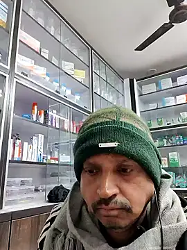 Snapshot of Raj1043 chatting on 01-14-26, 12:55 Raj1043 online show from 01-14-26, 12:55