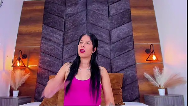 DulceAurora   online show from 03-05-25, 07:27