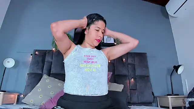 DulceAurora   online show from 03-18-26, 04:48