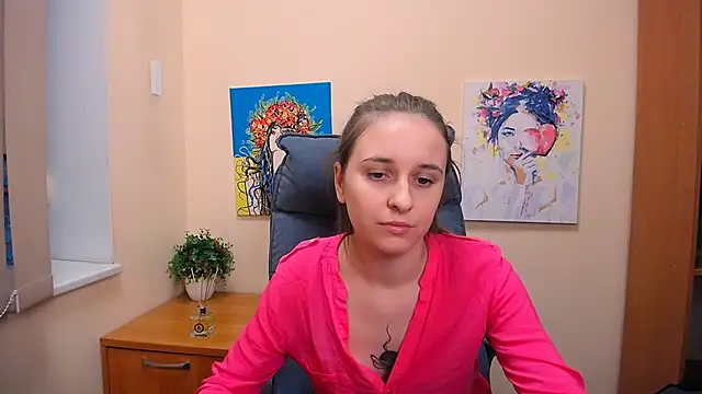 Snapshot of _Nicole_new chatting on 02-26-25, 12:47  Nicole new online show from 02-26-25, 12:47