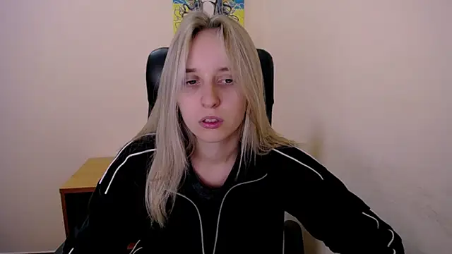 Snapshot of _Nicole_new chatting on 09-25-25, 11:47  Nicole new online show from 09-25-25, 11:47