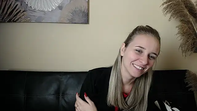 Snapshot of _Nicole_new chatting on 11-01-25, 10:50  Nicole new online show from 11-01-25, 10:50