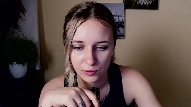  Nicole new online show from 06-07-26, 10:30