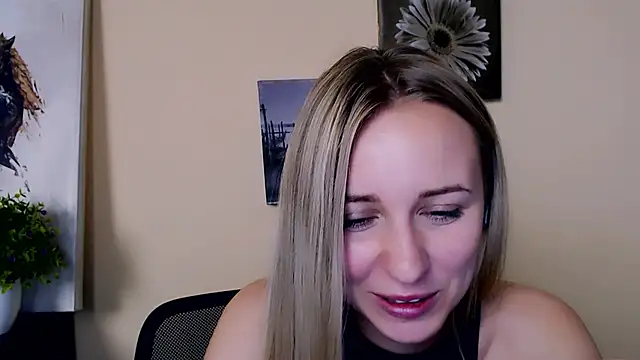  Nicole new online show from 06-17-26, 09:12