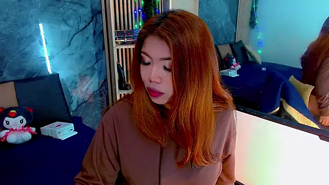 Snapshot of Isalombardi chatting on 02-02-26, 04:00 Isalombardi online show from 02-02-26, 04:00