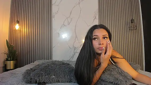 caliope coralki online show from 02-15-25, 01:53