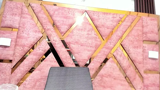 mia alvares online show from 04-09-26, 11:48