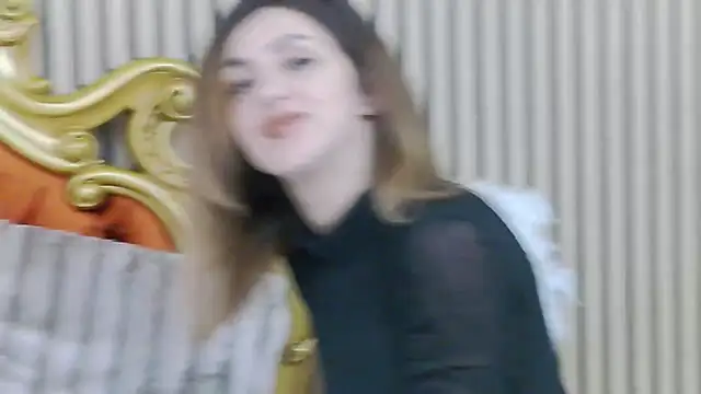 EmaSkyes online show from 03-11-25, 09:56