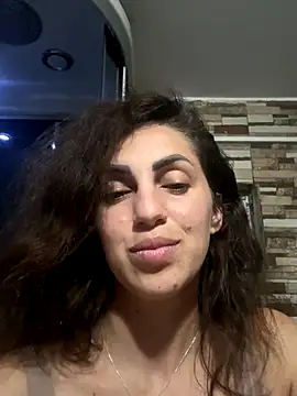 EmaSkyes online show from 10-14-25, 06:52