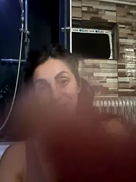 EmaSkyes online show from 10-27-25, 07:29