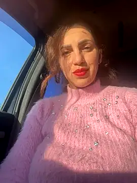 EmaSkyes online show from 11-22-25, 12:59