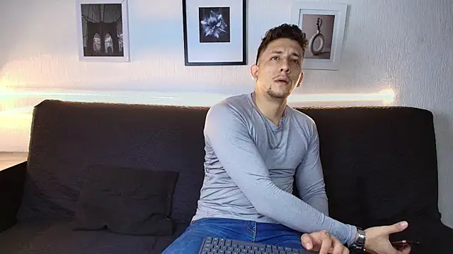 Maykol Victoriasr online show from 06-16-26, 02:19