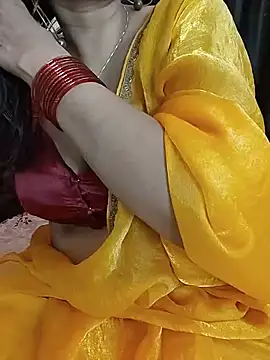Snapshot of kaamuk_shweta chatting on 06-23-26, 03:15 kaamuk shweta online show from 06-23-26, 03:15