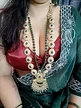 Snapshot of kaamuk_shweta chatting on 06-28-26, 07:14 kaamuk shweta online show from 06-28-26, 07:14