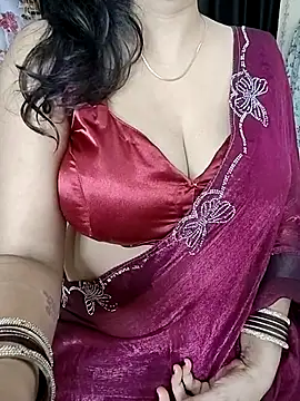 Snapshot of kaamuk_shweta chatting on 07-10-26, 02:49 kaamuk shweta online show from 07-10-26, 02:49