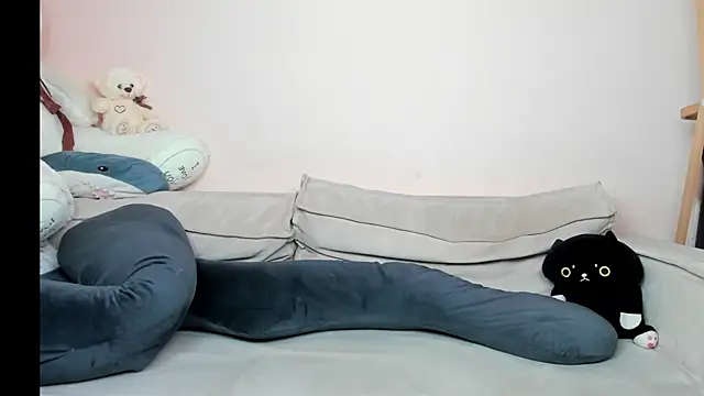 Snapshot of daeneryy chatting on 01-16-25, 01:37 daeneryy online show from 01-16-25, 01:37