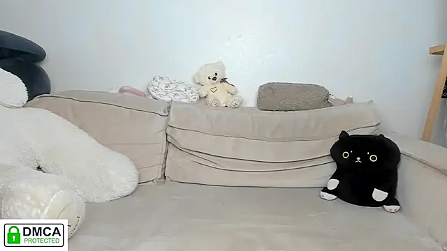 Snapshot of daeneryy chatting on 10-13-25, 08:31 daeneryy online show from 10-13-25, 08:31