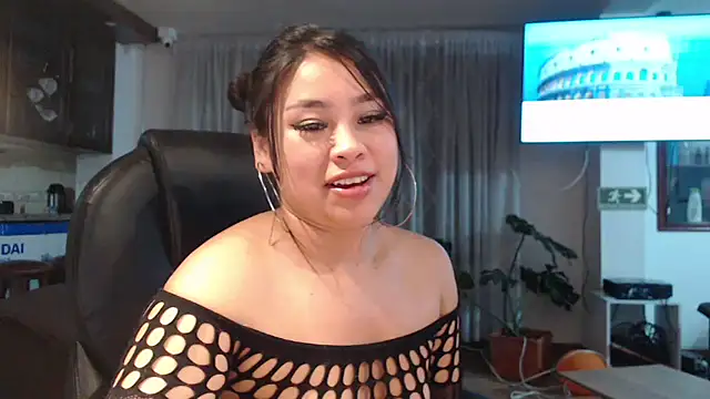 hinataleecs online show from 02-22-25, 09:01